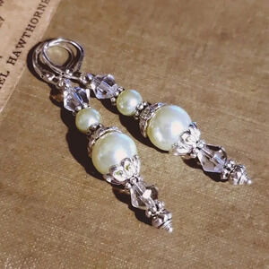 Art Nouveau Lt Yellow Green Glass Pearl Silver Plate Handcrafted Dangle Earrings